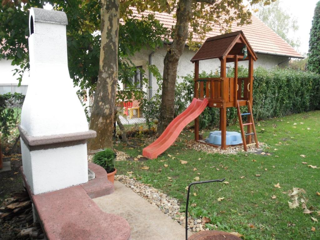 Csokonai guesthouse Zamárdi Extérieur photo